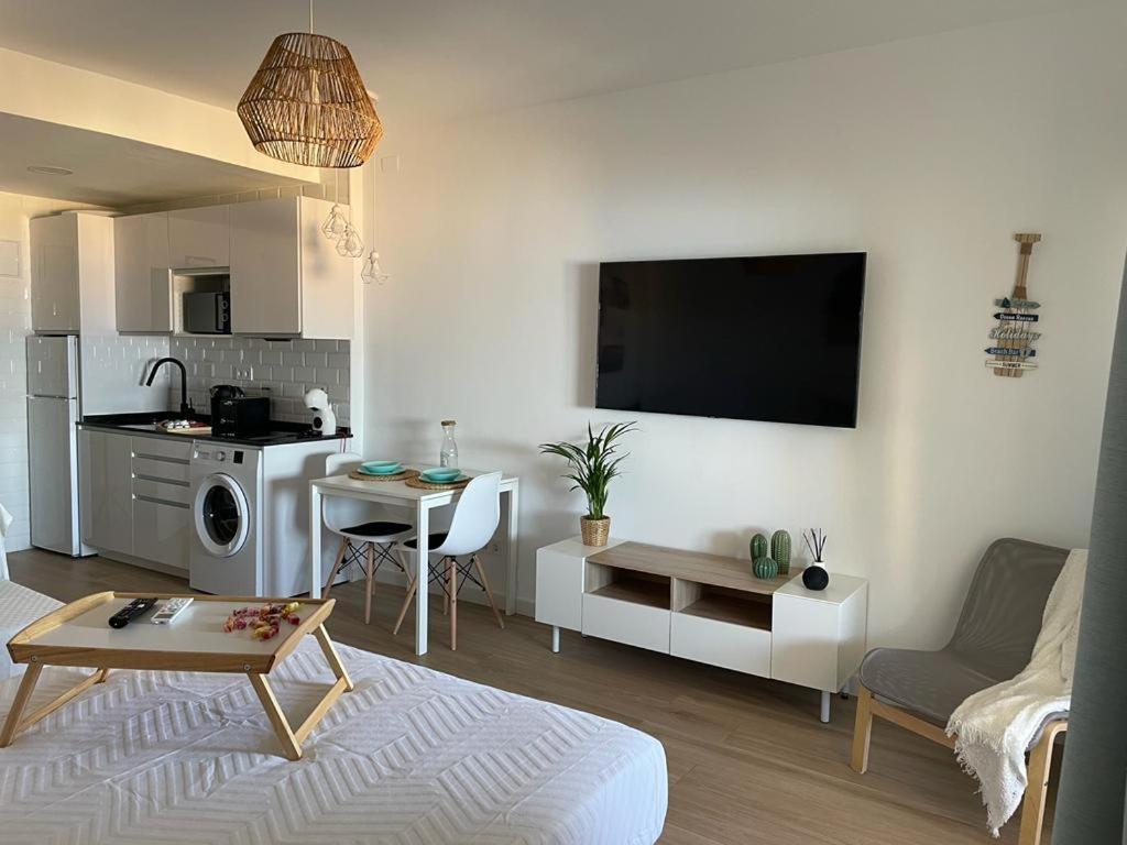 Benalbeach Smart Suite 贝纳尔马德纳 外观 照片
