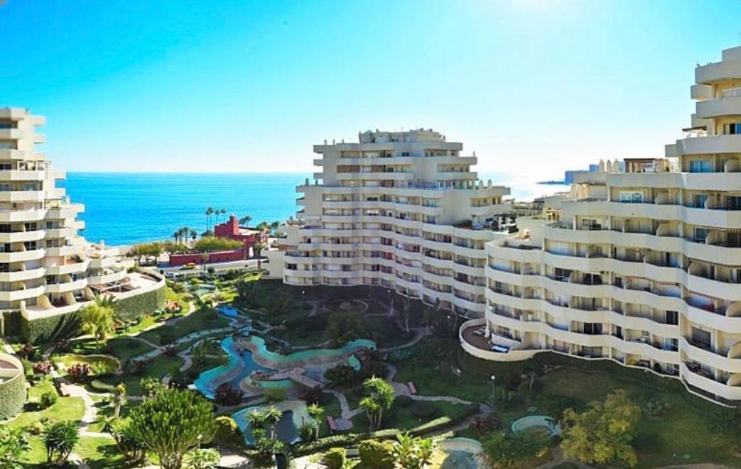 Benalbeach Smart Suite 贝纳尔马德纳 外观 照片